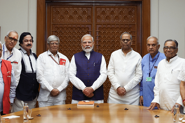 PM Modi with members of delegation representing central government employees